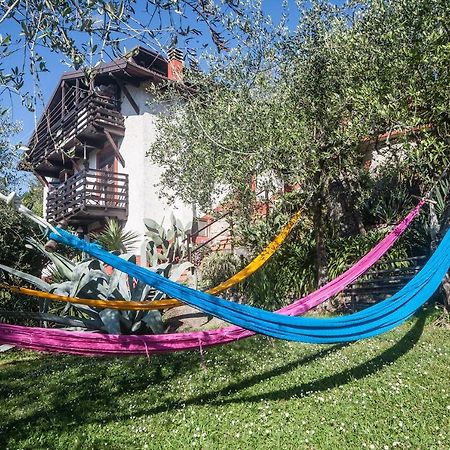 לינה וארוחת בוקר לריצ'י La Fattoria Di Nonna Eugenia מראה חיצוני תמונה